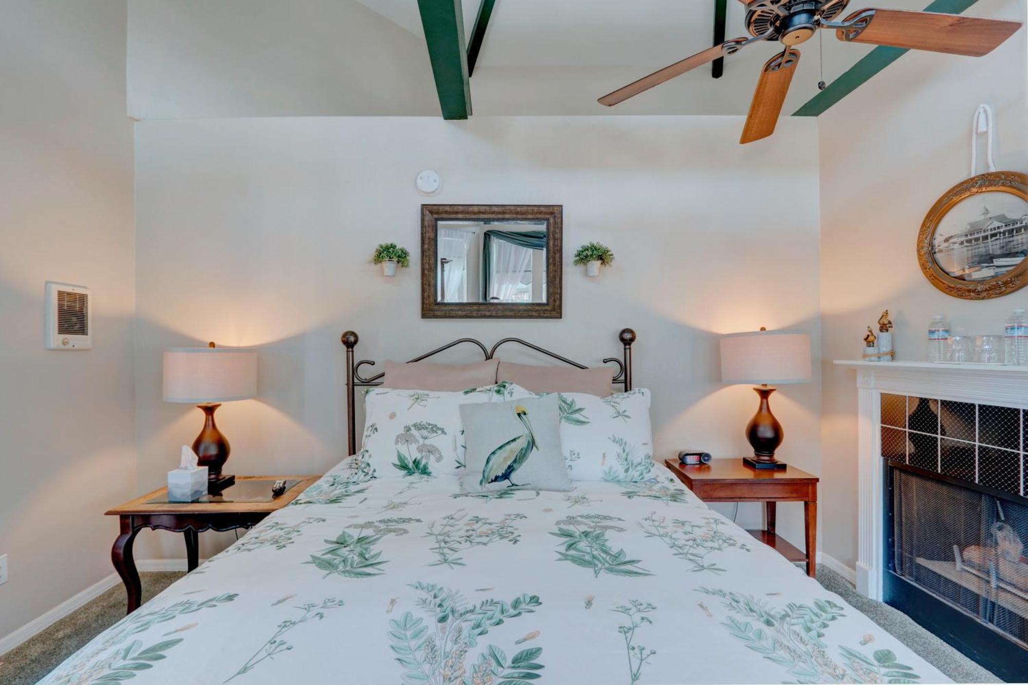 Pelican Cove Inn 卡尔斯巴德 外观 照片